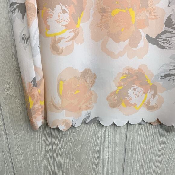 Banana Republic Pink Floral Short Sleeve Top Medium - Picture 3 of 7